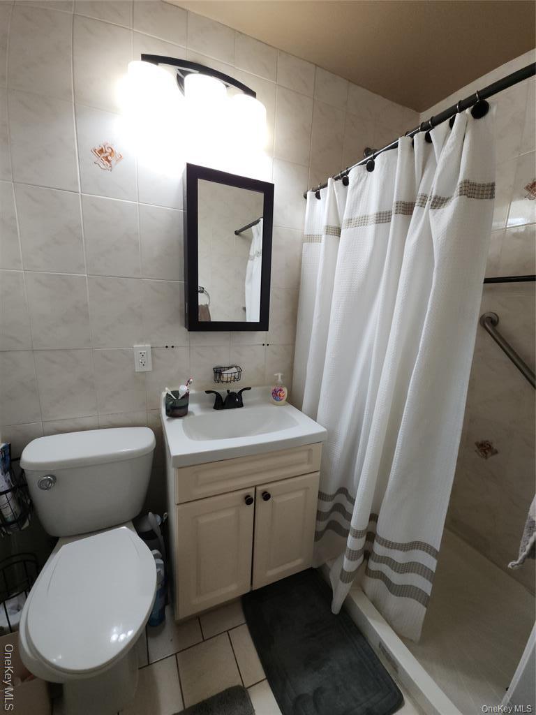 Single Family Longstreet Avenue Bronx, NY 10465, MLS-967291-19