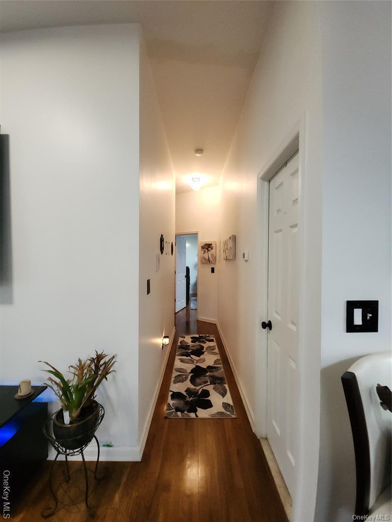 Single Family Longstreet Avenue Bronx, NY 10465, MLS-967291-31