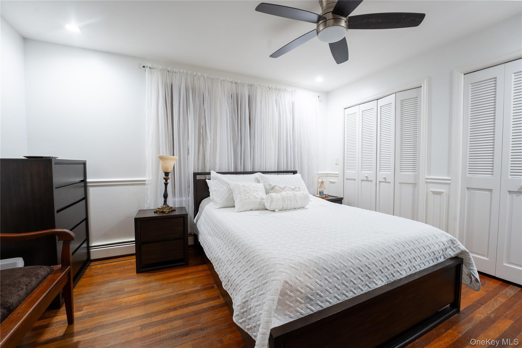 Single Family Radcliff  Bronx, NY 10462, MLS-967292-12