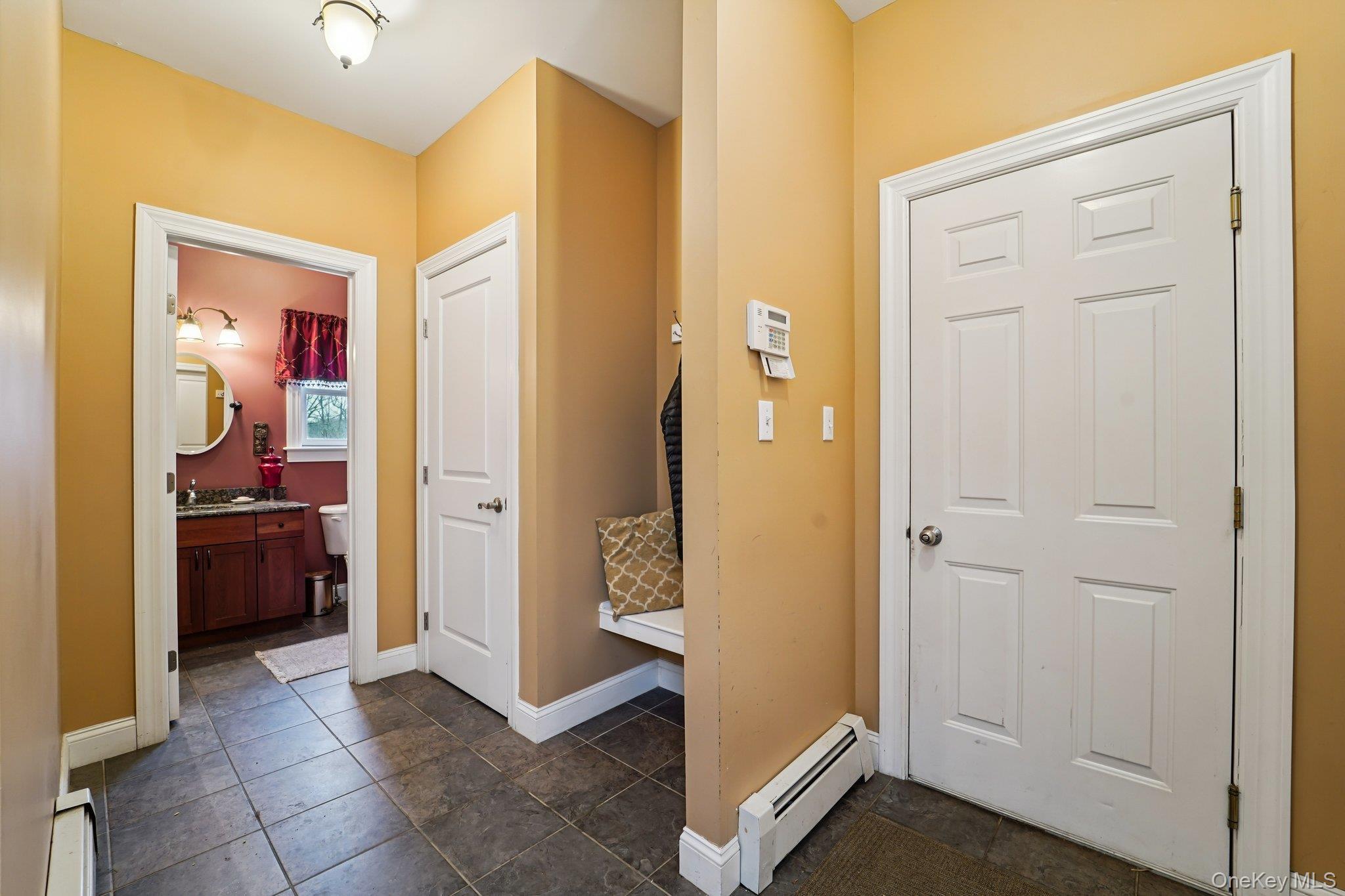 Single Family Navajo Trail Rockland County, NY 10974, MLS-967313-17