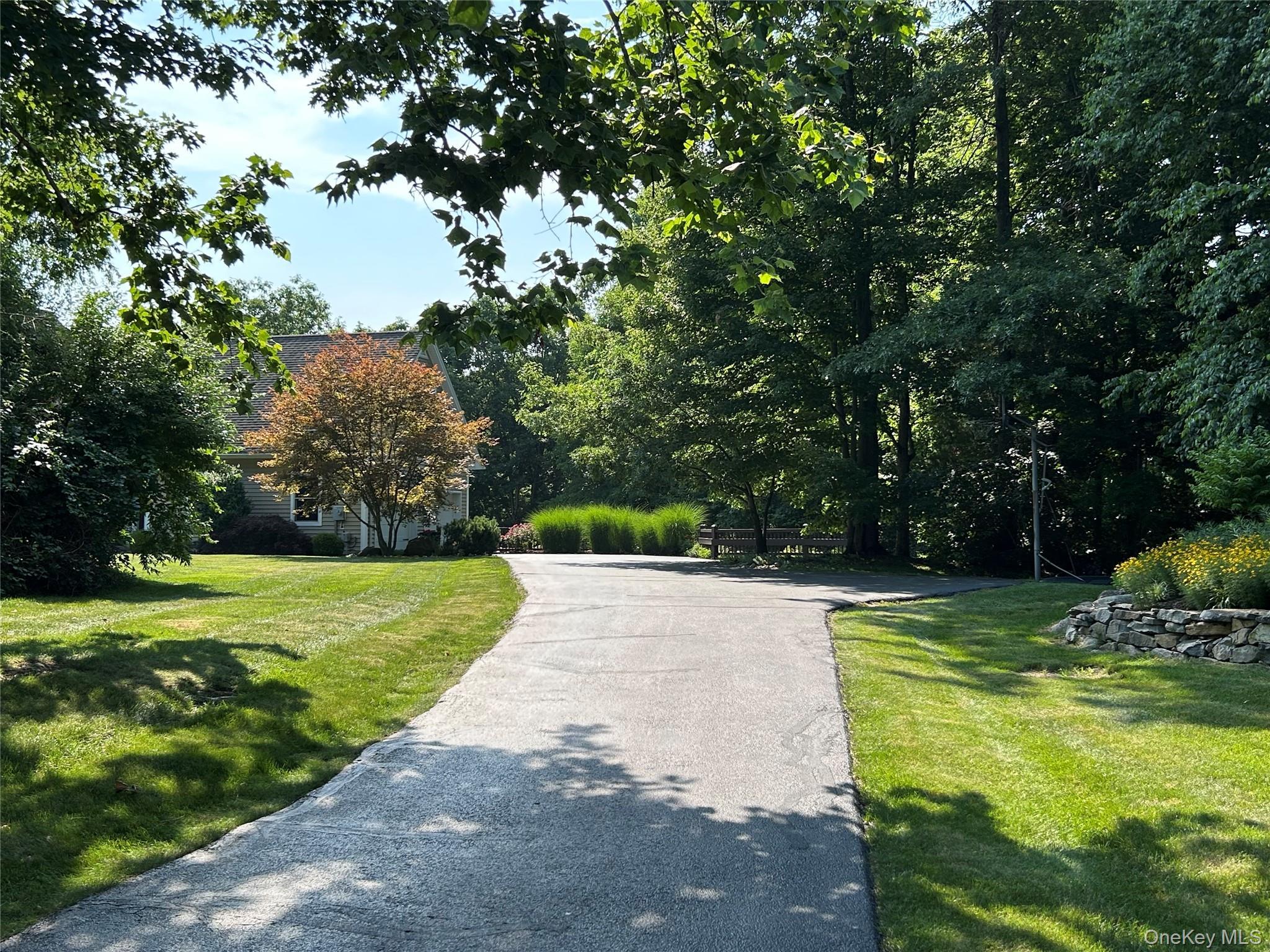 Single Family Navajo Trail Rockland County, NY 10974, MLS-967313-38