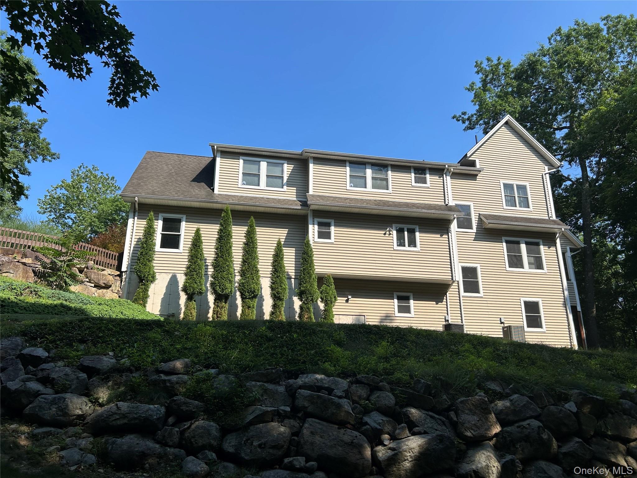 Single Family Navajo Trail Rockland County, NY 10974, MLS-967313-42