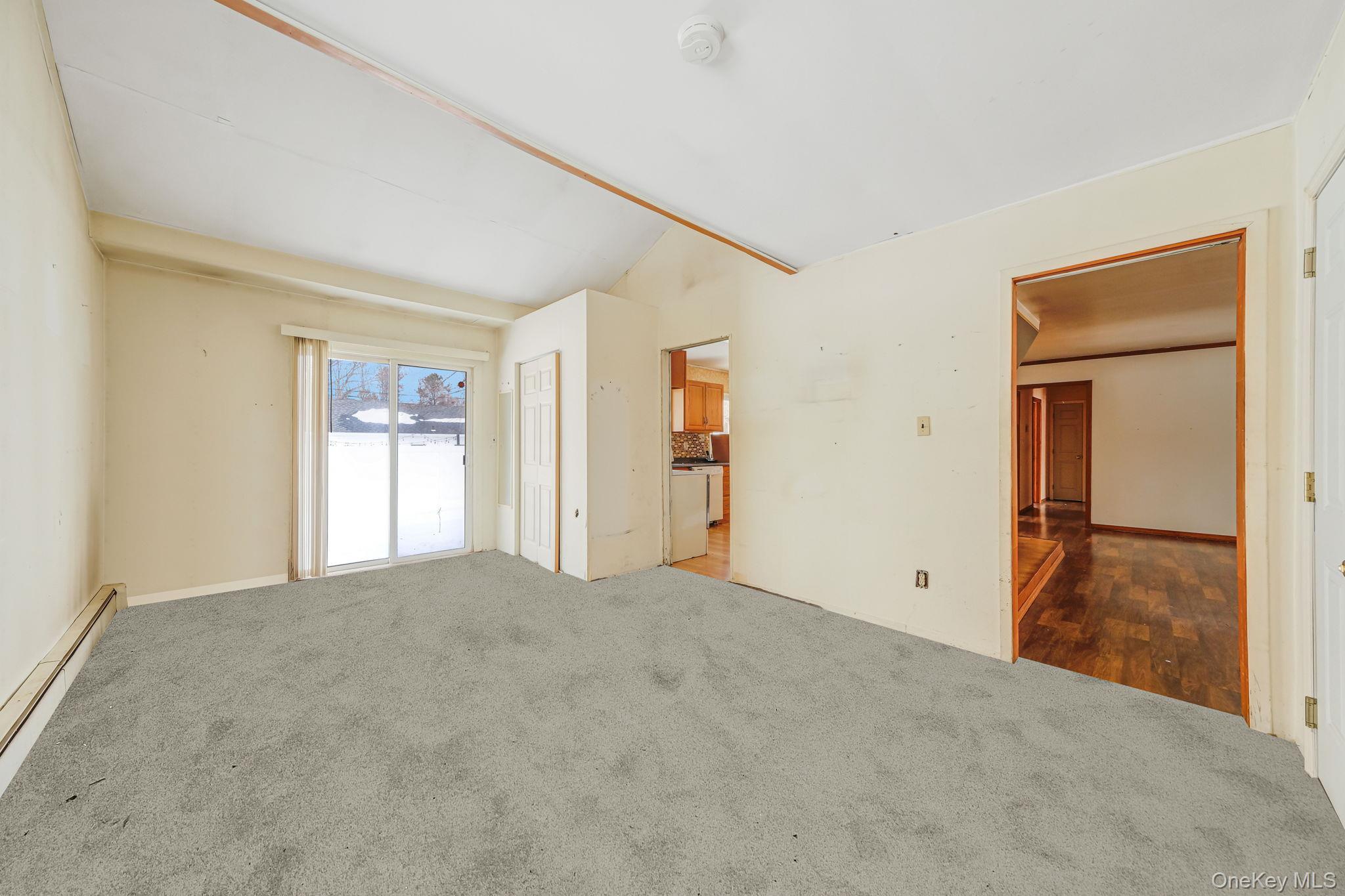 Single Family Morton  Suffolk County, NY 11776, MLS-967326-28