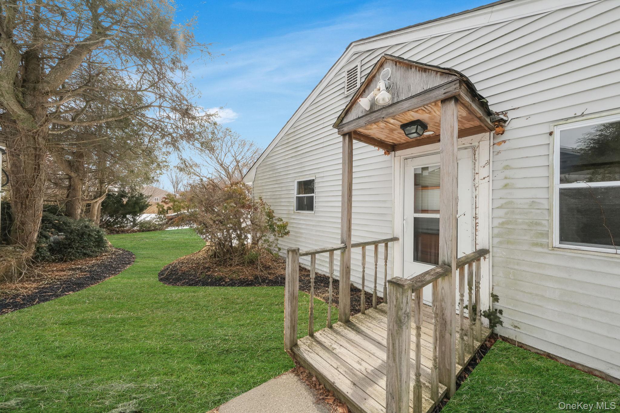 Single Family Morton  Suffolk County, NY 11776, MLS-967326-3