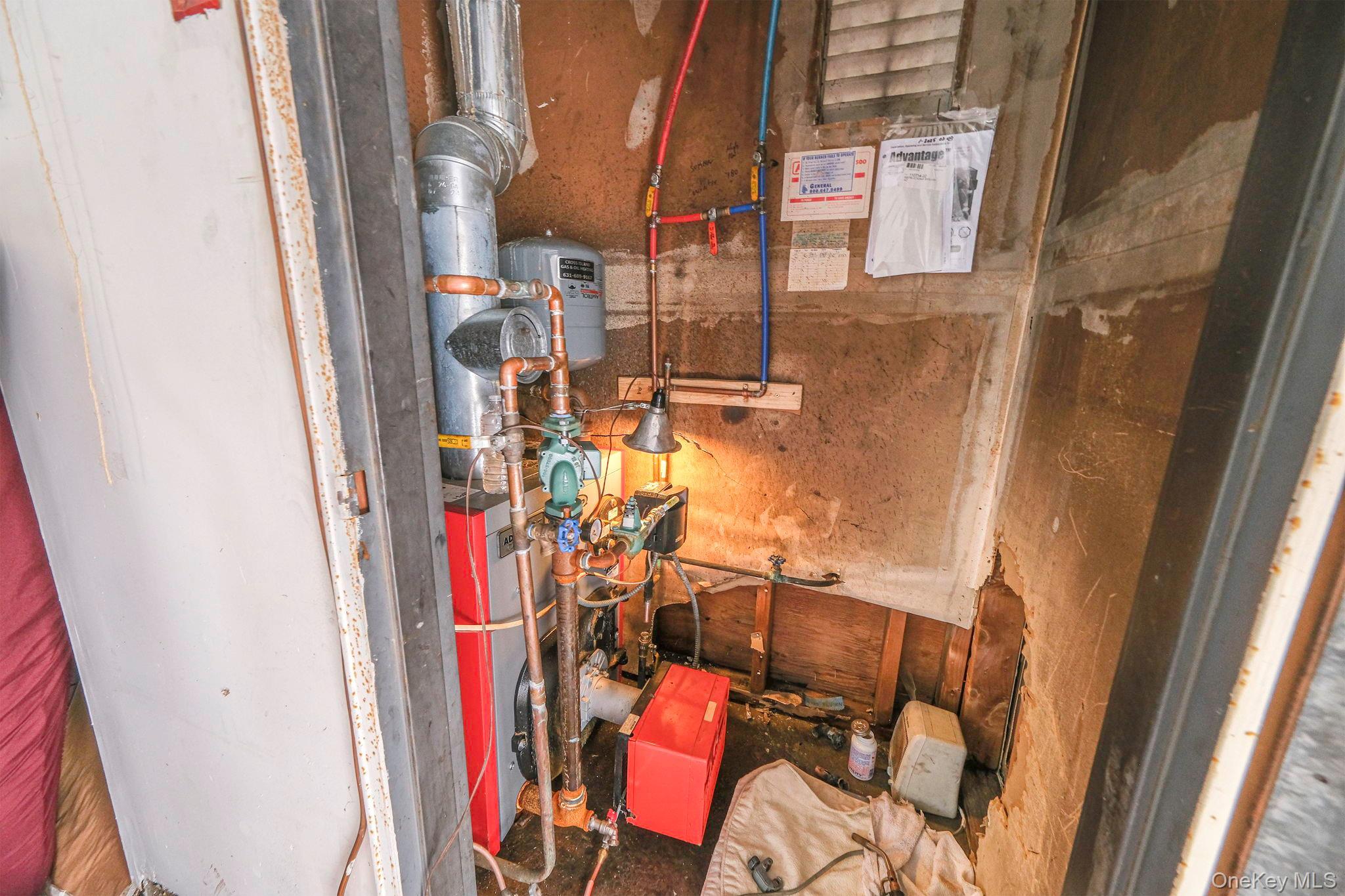 Single Family Morton  Suffolk County, NY 11776, MLS-967326-40