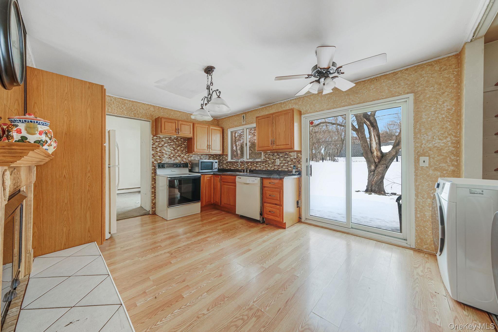 Single Family Morton  Suffolk County, NY 11776, MLS-967326-9