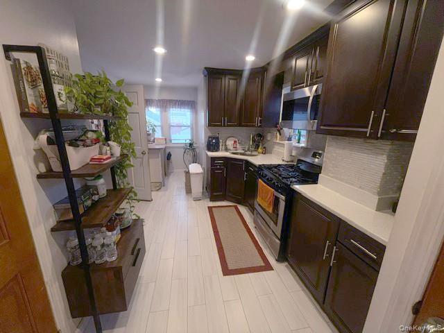 Single Family Vanderveer  Queens, NY 11428, MLS-967328-4