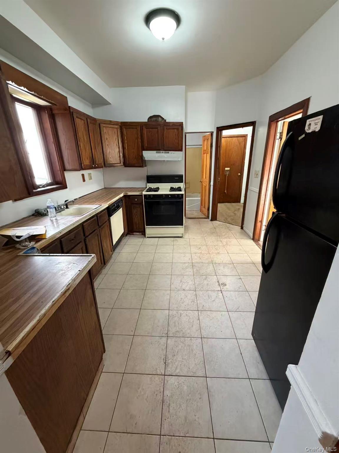 Single Family Castleton  Staten Island, NY 10302, MLS-967338-5