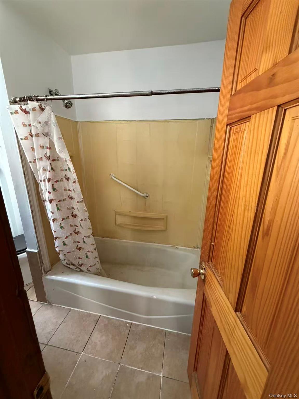 Single Family Castleton  Staten Island, NY 10302, MLS-967338-6