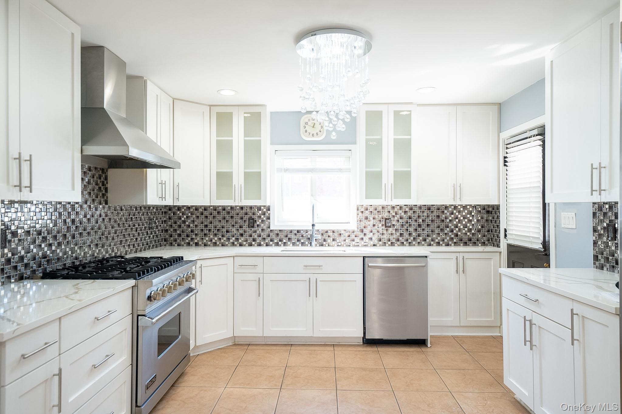 Single Family Powells Cove  Queens, NY 11357, MLS-967345-4