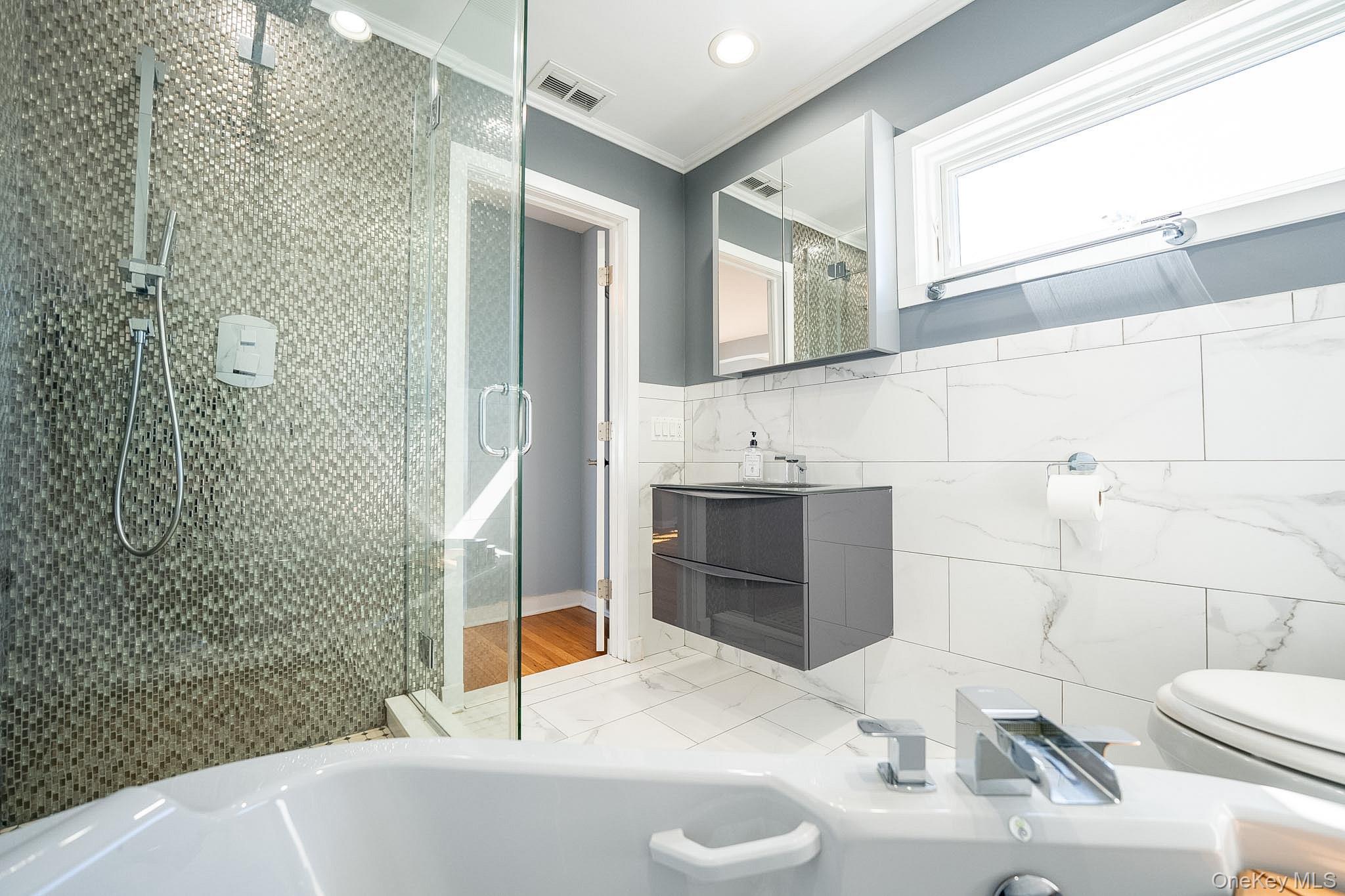 Single Family Powells Cove  Queens, NY 11357, MLS-967345-9