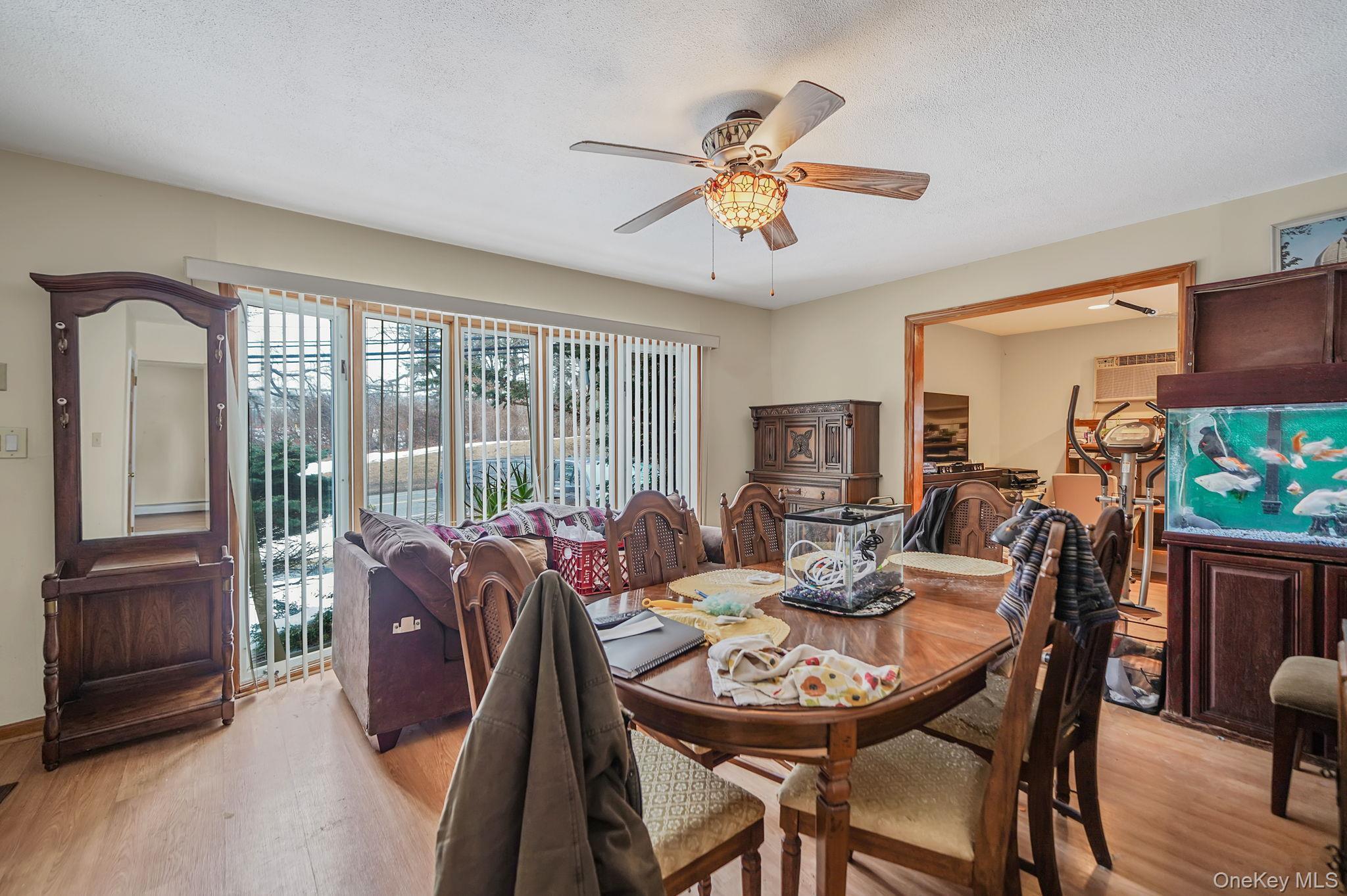 Single Family New Suffolk County, NY 11725, MLS-967355-3