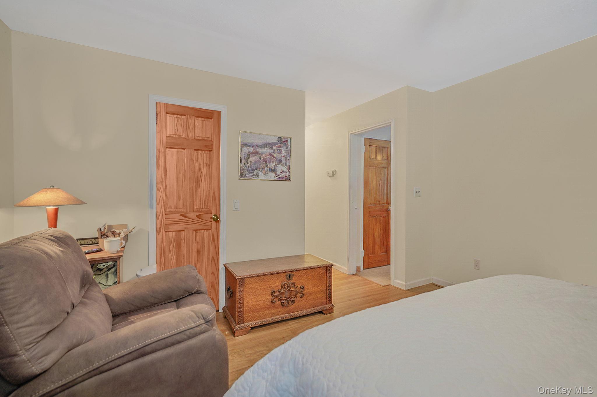 Single Family New Suffolk County, NY 11725, MLS-967355-6