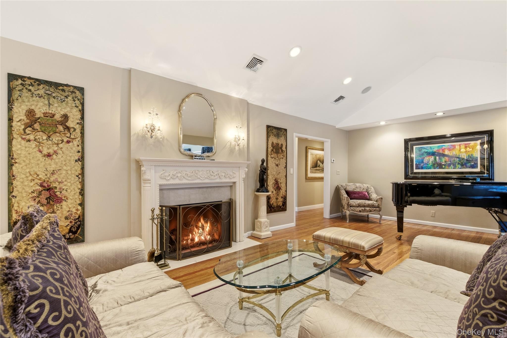 Single Family Friendly Road Nassau County, NY 11771, MLS-967360-10