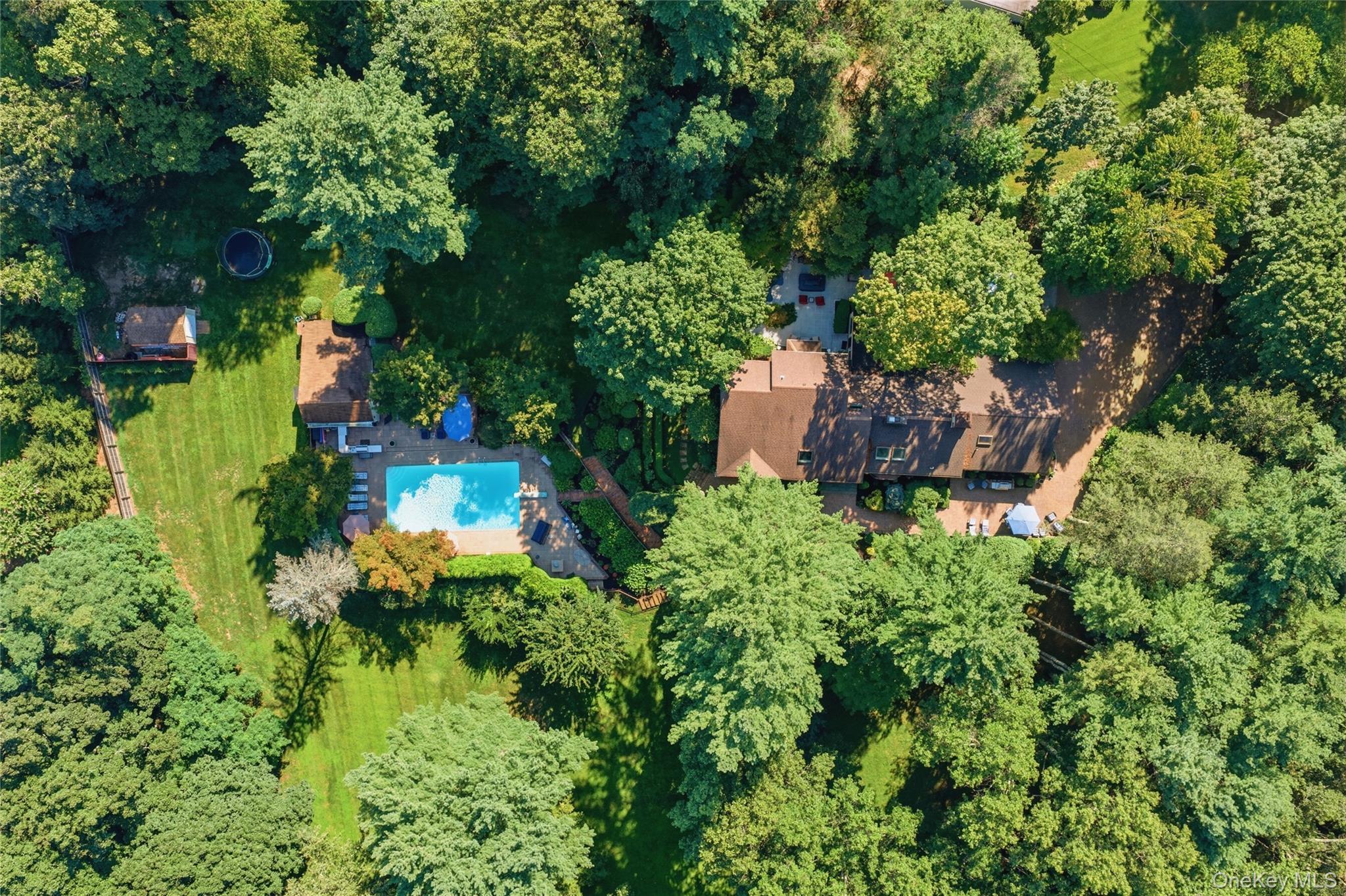 Single Family Friendly Road Nassau County, NY 11771, MLS-967360-2