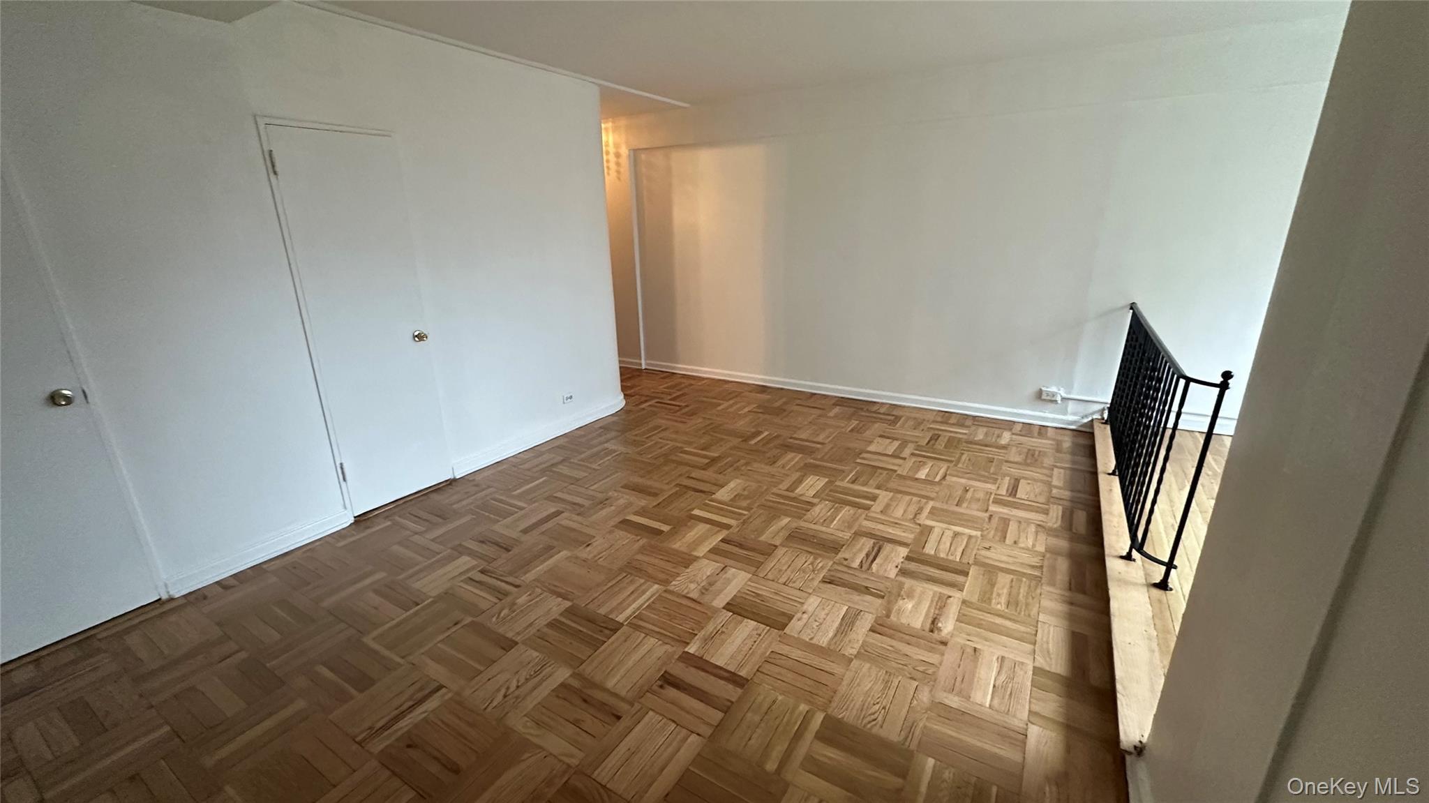 Coop 64th Avenue Queens, NY 11374, MLS-967361-12