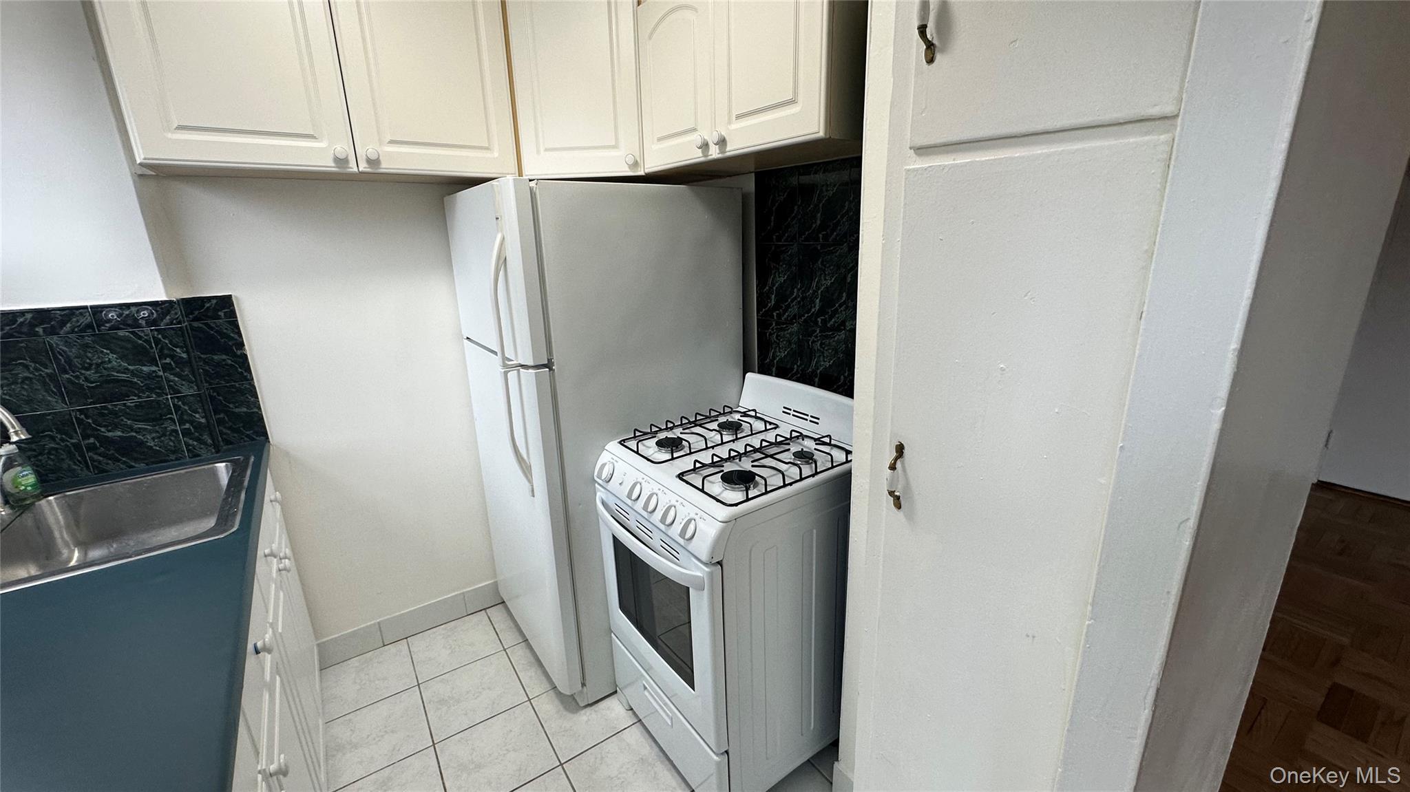 Coop 64th Avenue Queens, NY 11374, MLS-967361-22