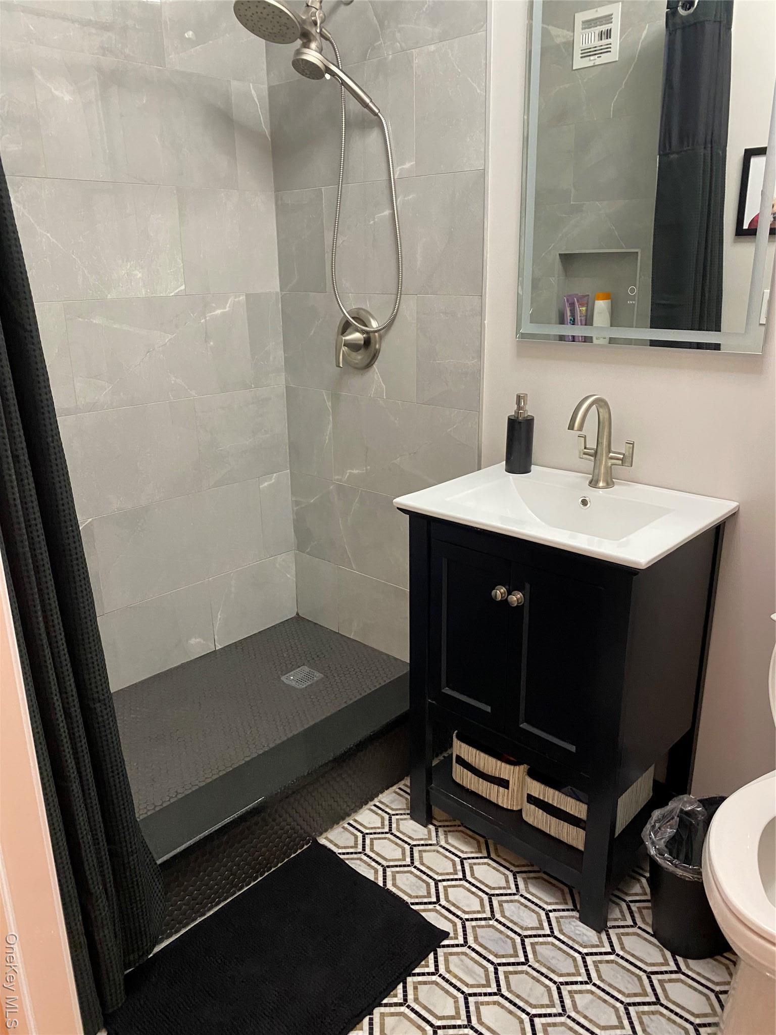 Apartment Hanover  Manhattan, NY 10004, MLS-967367-6