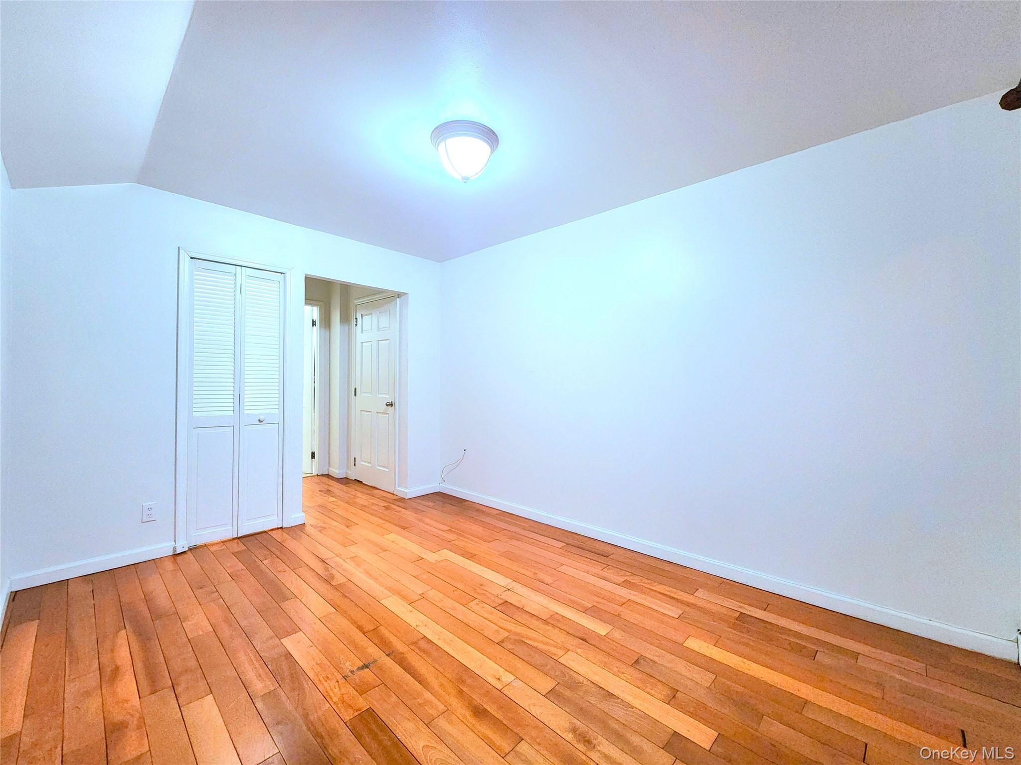 Apartment 33rd Queens, NY 11354, MLS-967398-12