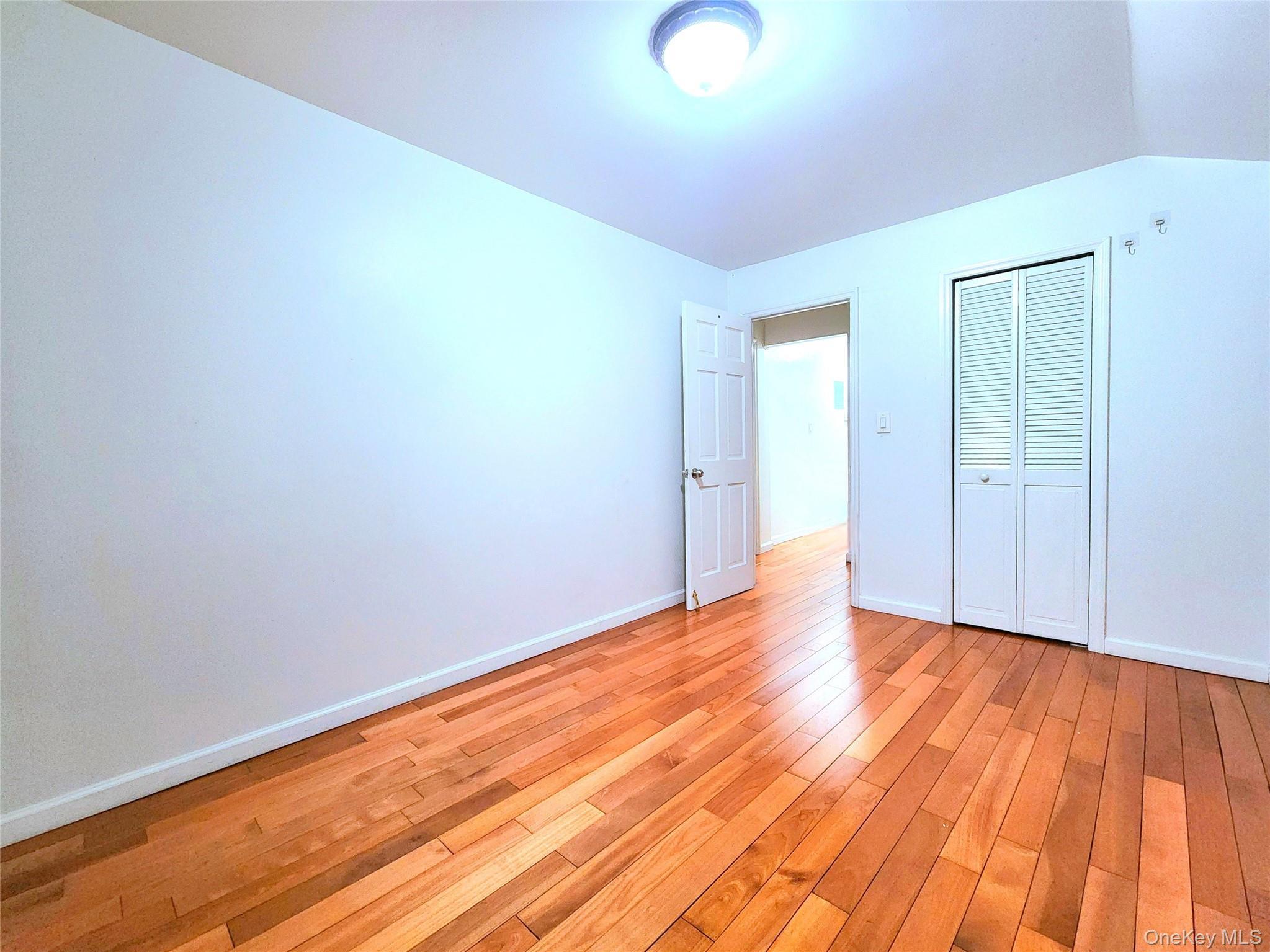 Apartment 33rd Queens, NY 11354, MLS-967398-16