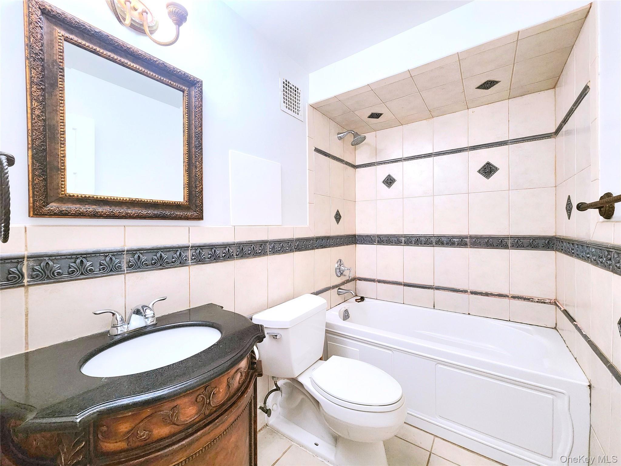 Apartment 33rd Queens, NY 11354, MLS-967398-9