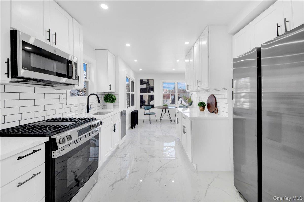 Single Family Mersereau  Westchester County, NY 10553, MLS-967407-2