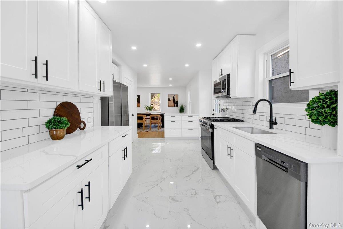 Single Family Mersereau  Westchester County, NY 10553, MLS-967407-3