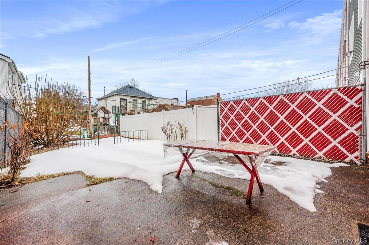 Single Family Brinsmade  Bronx, NY 10465, MLS-967411-20