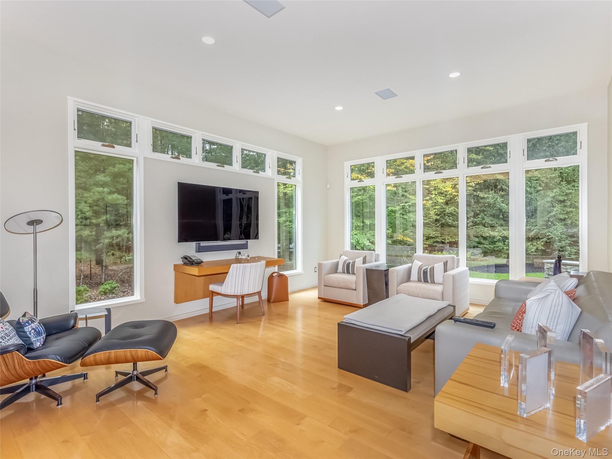 Single Family Top Ridge Trail  Sullivan County, NY 12786, MLS-967444-17