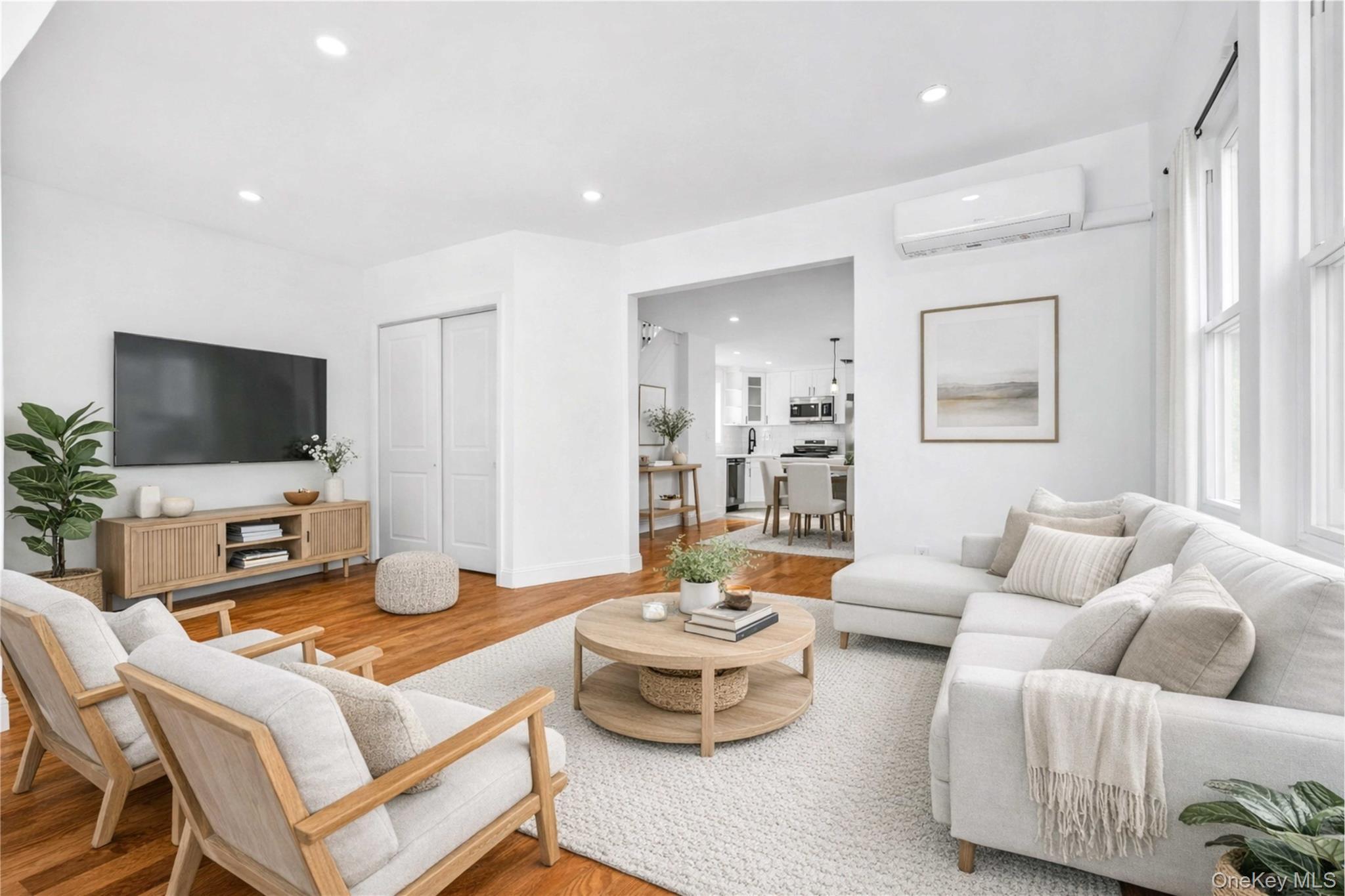 Single Family 191st  Queens, NY 11413, MLS-967476-10