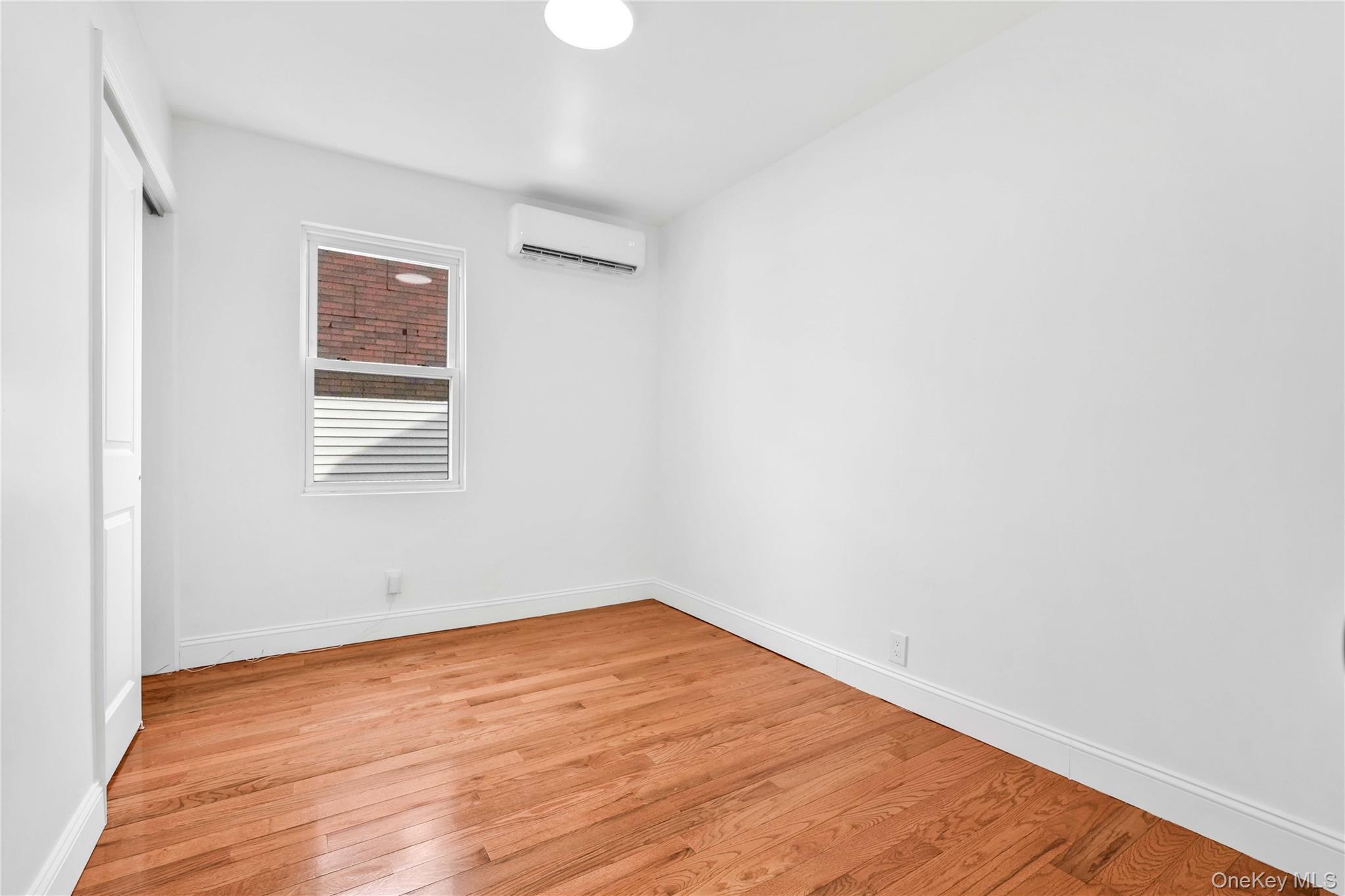 Single Family 191st  Queens, NY 11413, MLS-967476-18