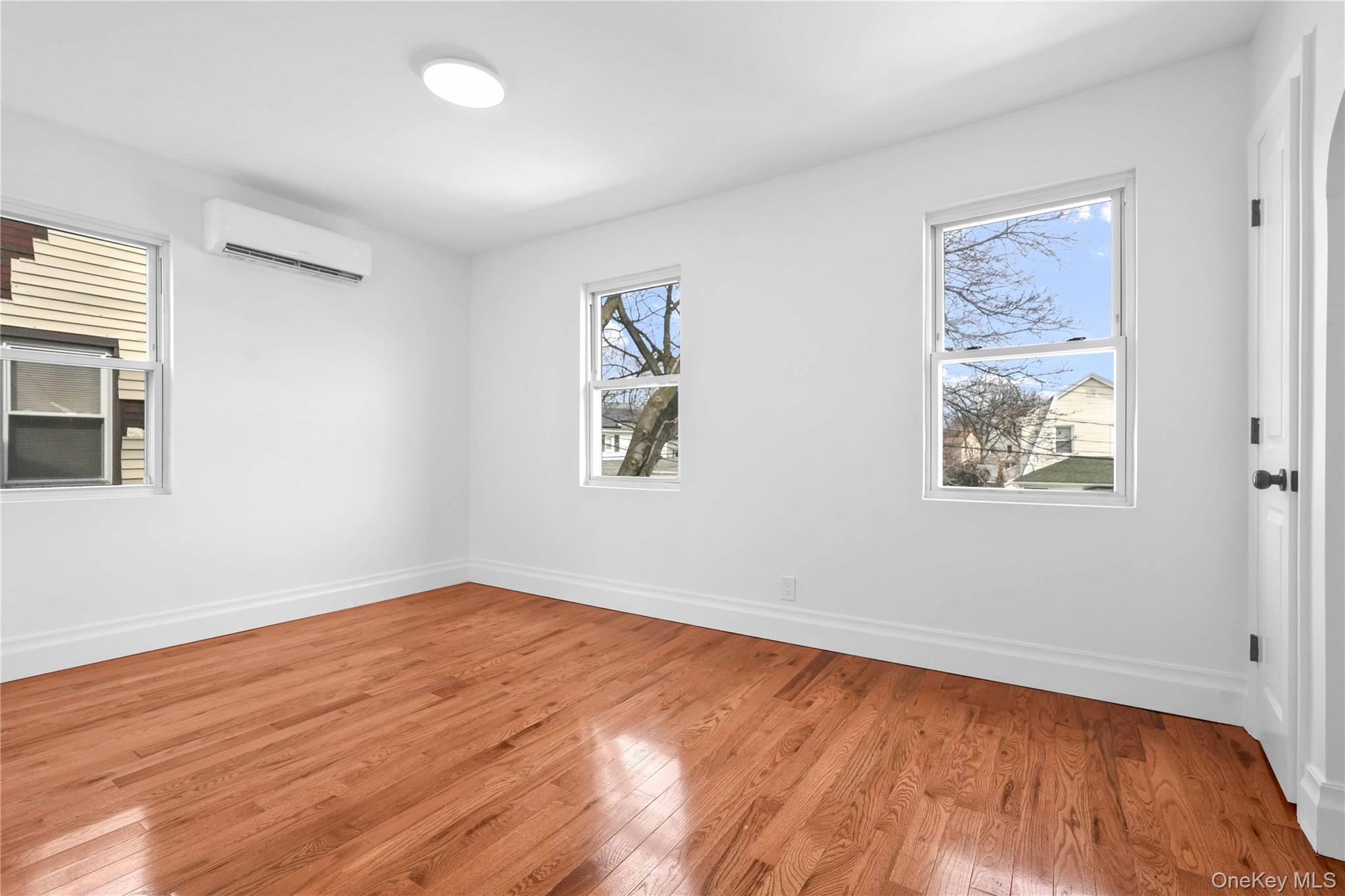 Single Family 191st  Queens, NY 11413, MLS-967476-20