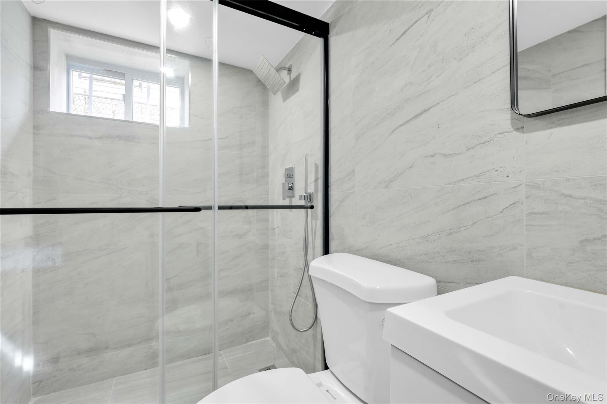 Single Family 191st  Queens, NY 11413, MLS-967476-32