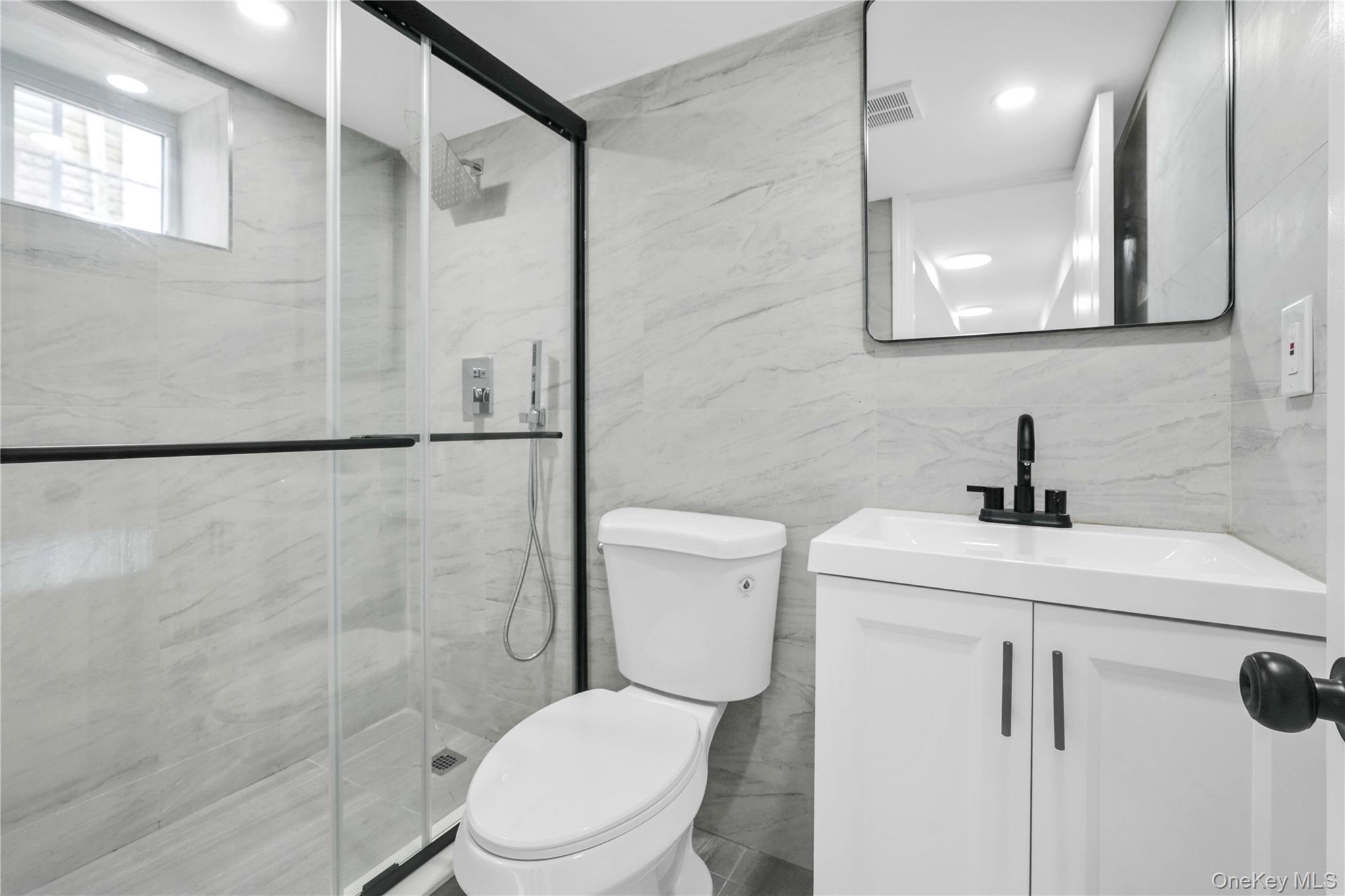 Single Family 191st  Queens, NY 11413, MLS-967476-33