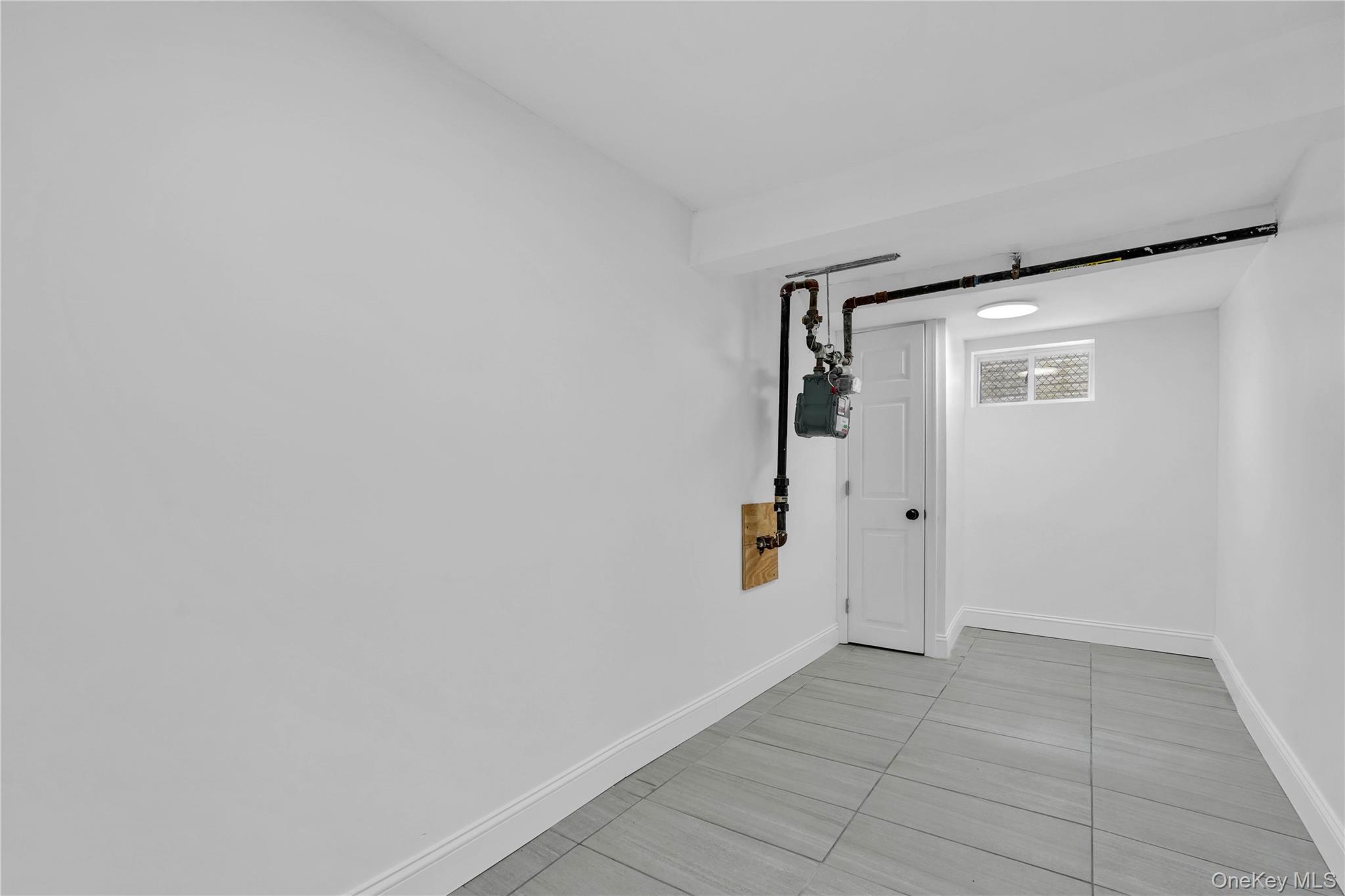 Single Family 191st  Queens, NY 11413, MLS-967476-41