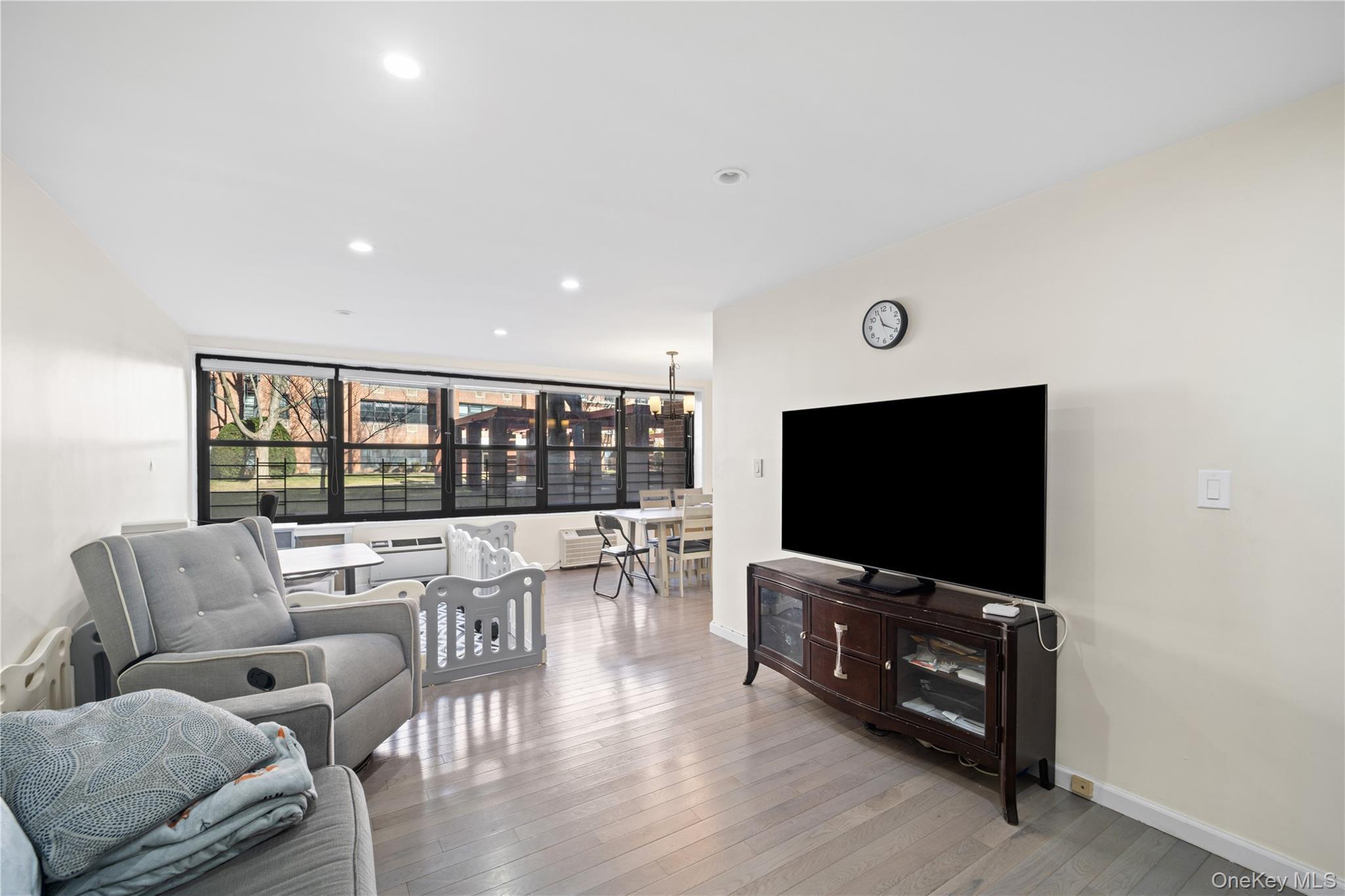 Coop Bell Queens, NY 11364, MLS-967480-7