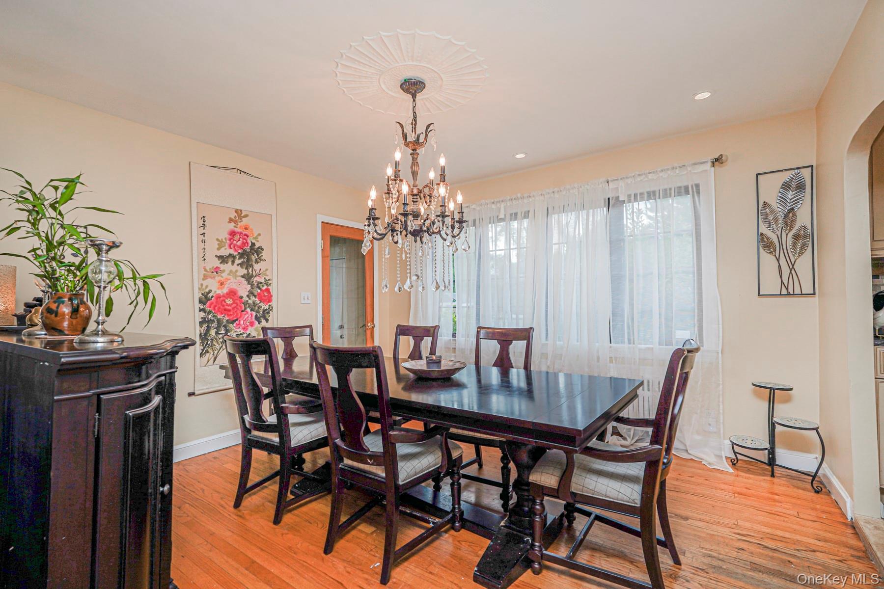 Single Family Brentwood  Staten Island, NY 10301, MLS-967496-10