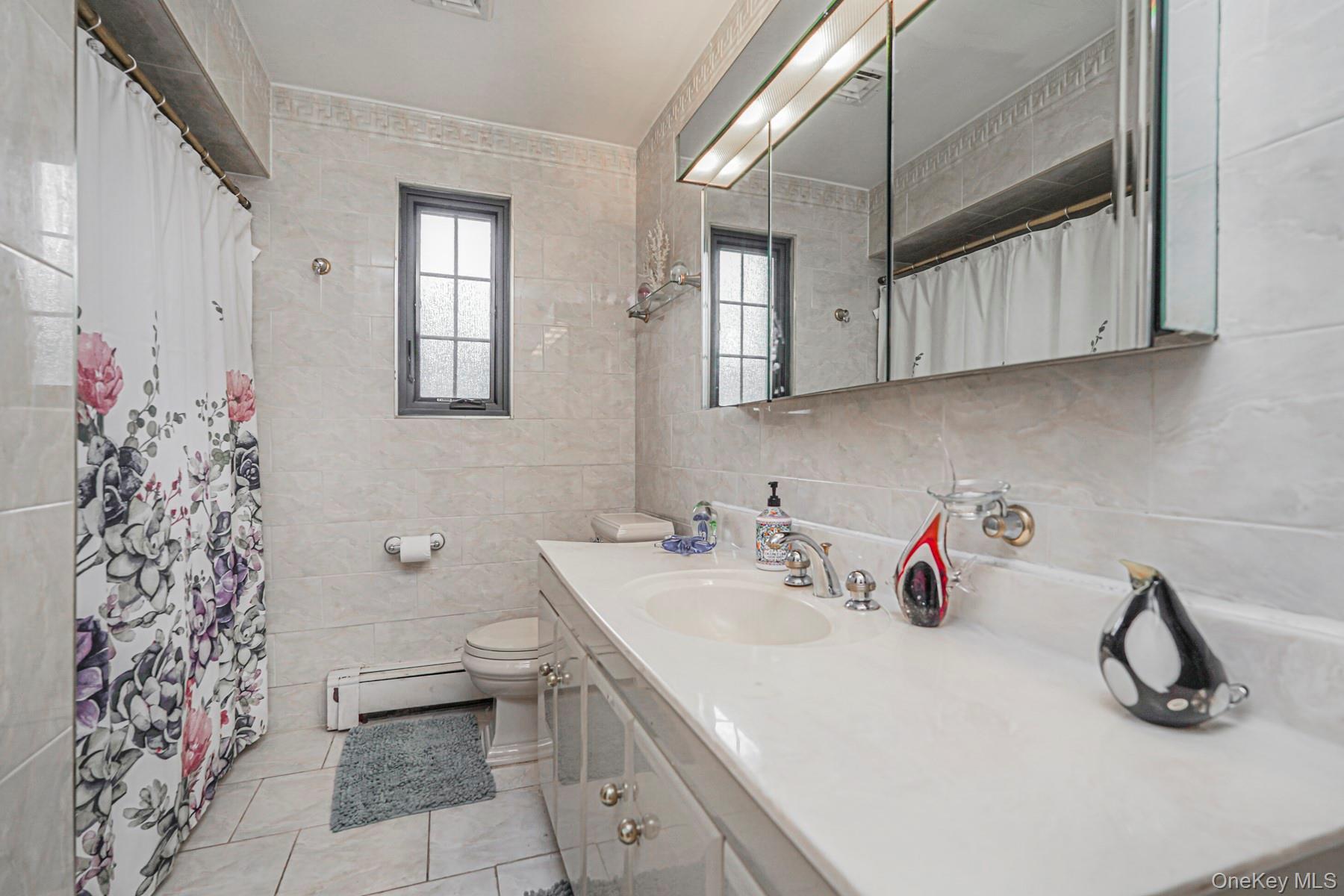 Single Family Brentwood  Staten Island, NY 10301, MLS-967496-16