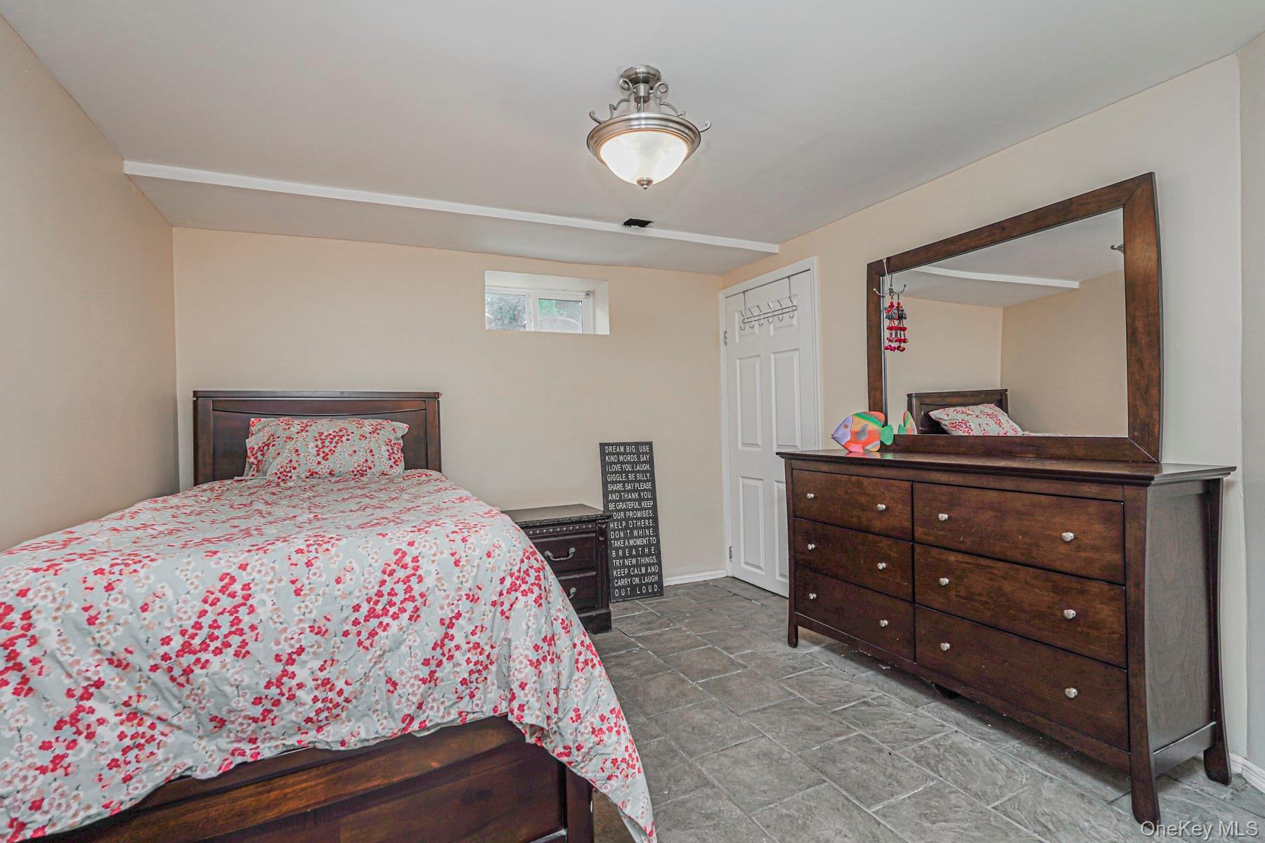 Single Family Brentwood  Staten Island, NY 10301, MLS-967496-21