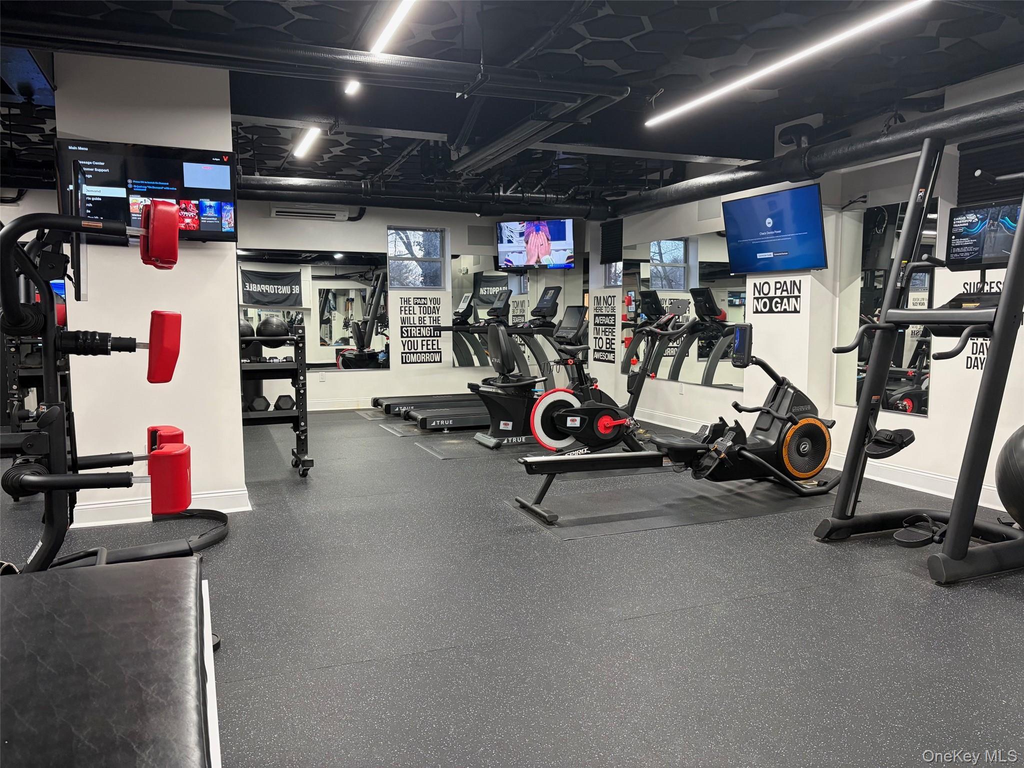 Coop Pelham  Westchester County, NY 10805, MLS-967506-7