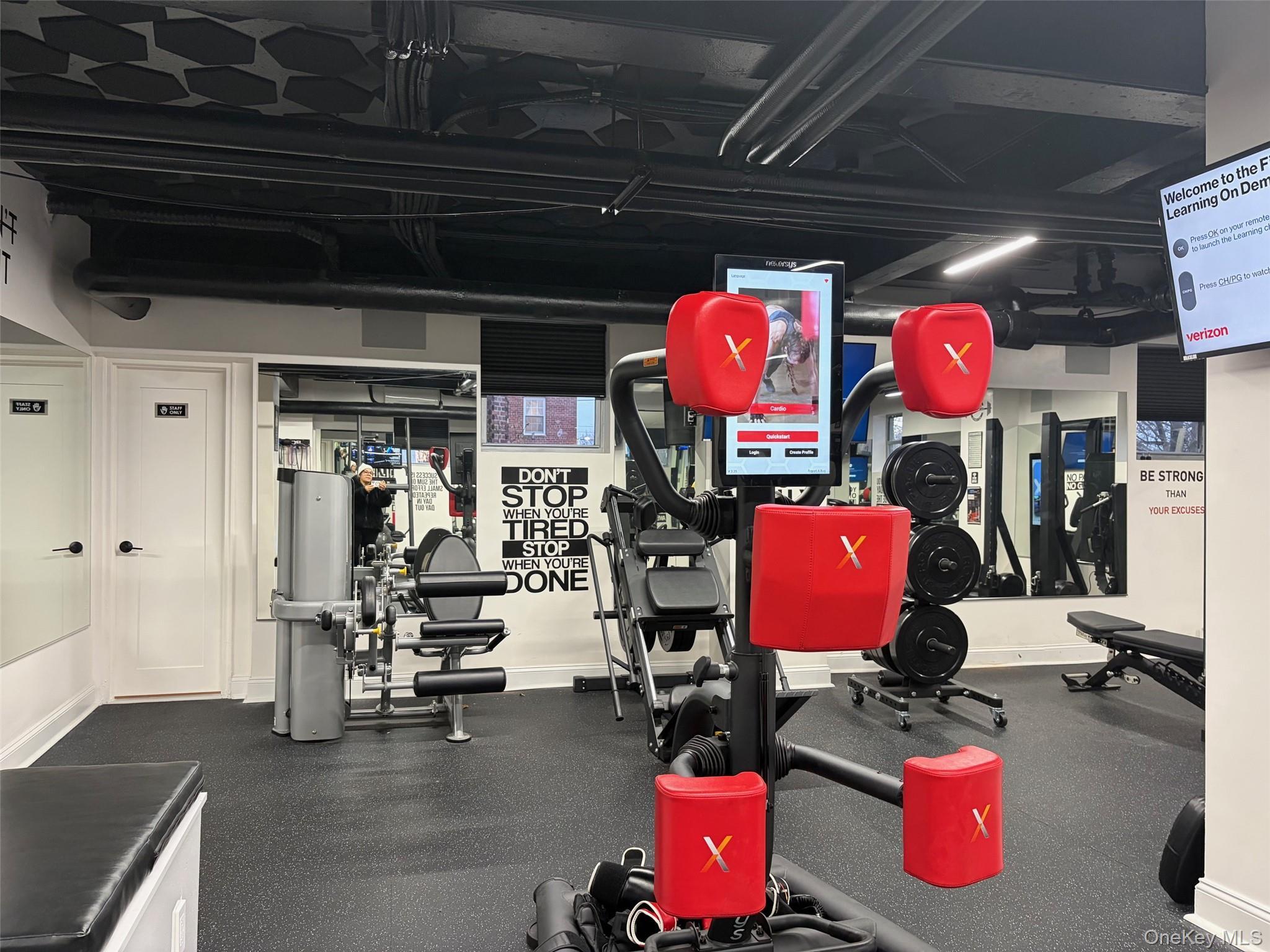 Coop Pelham  Westchester County, NY 10805, MLS-967506-9