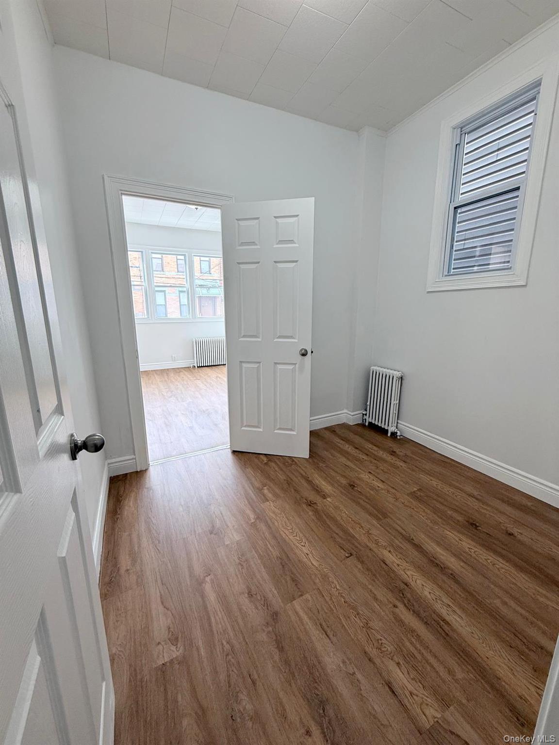 Single Family 60th Queens, NY 11385, MLS-967513-10