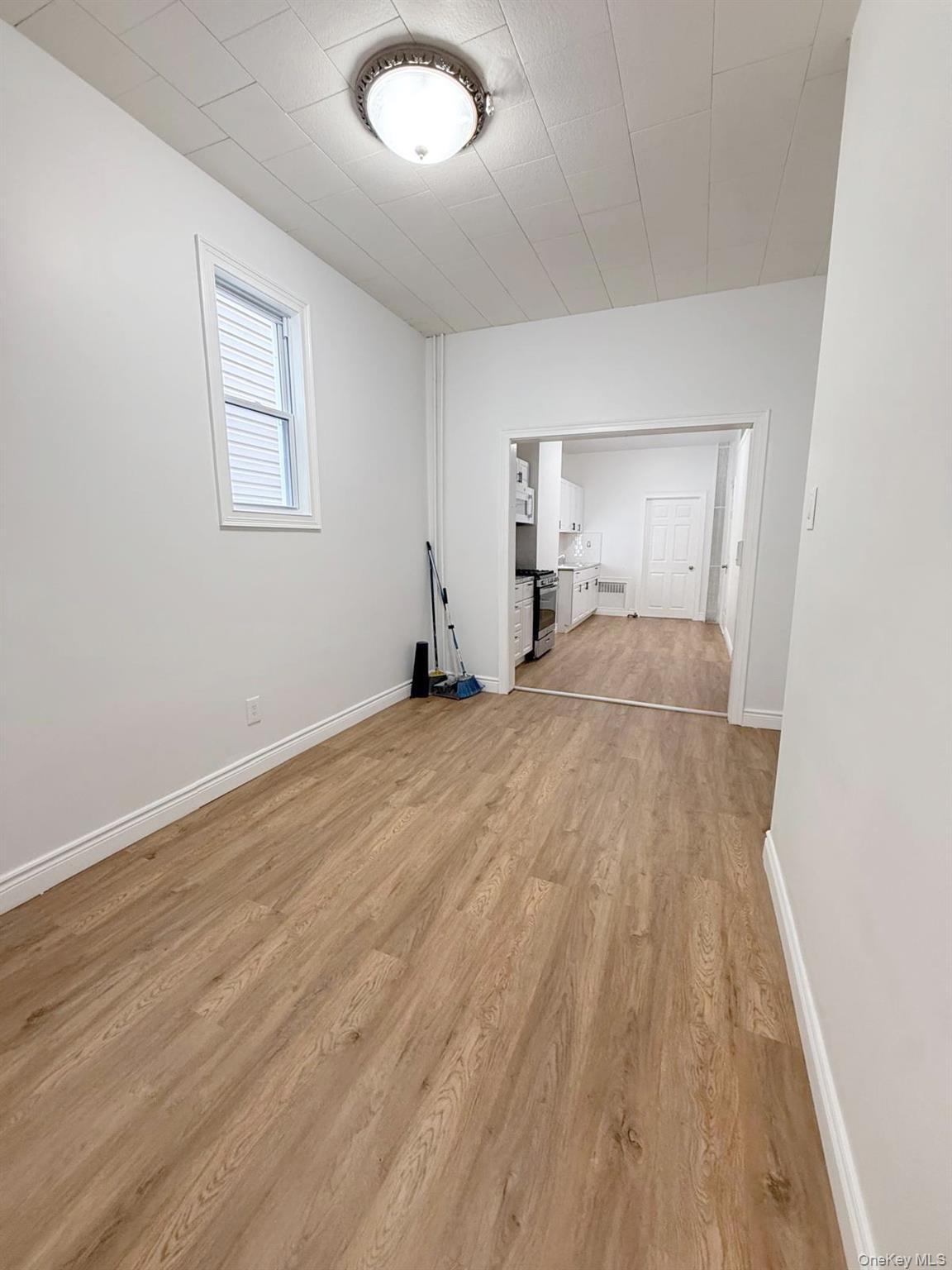 Single Family 60th Queens, NY 11385, MLS-967513-3