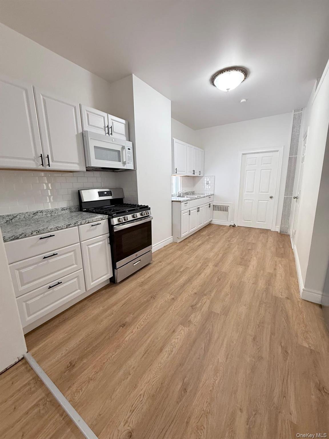 Single Family 60th Queens, NY 11385, MLS-967513-7