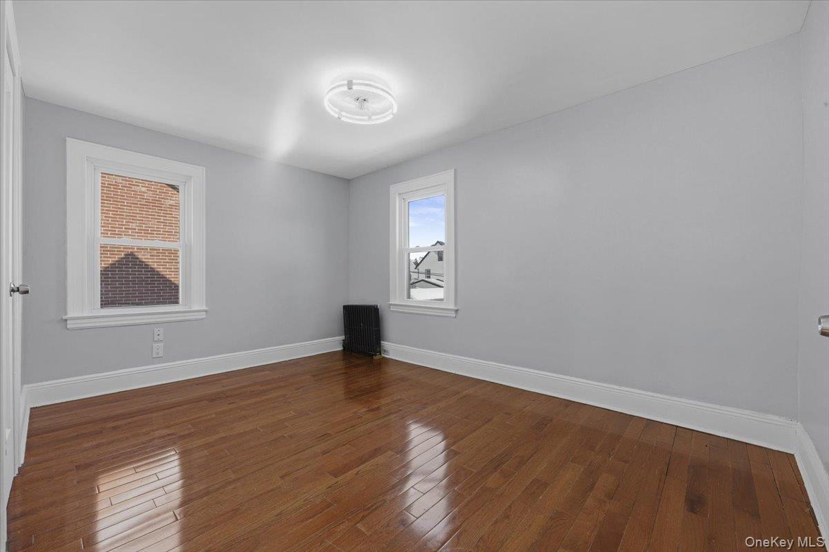 Single Family 200th  Queens, NY 11412, MLS-967537-21