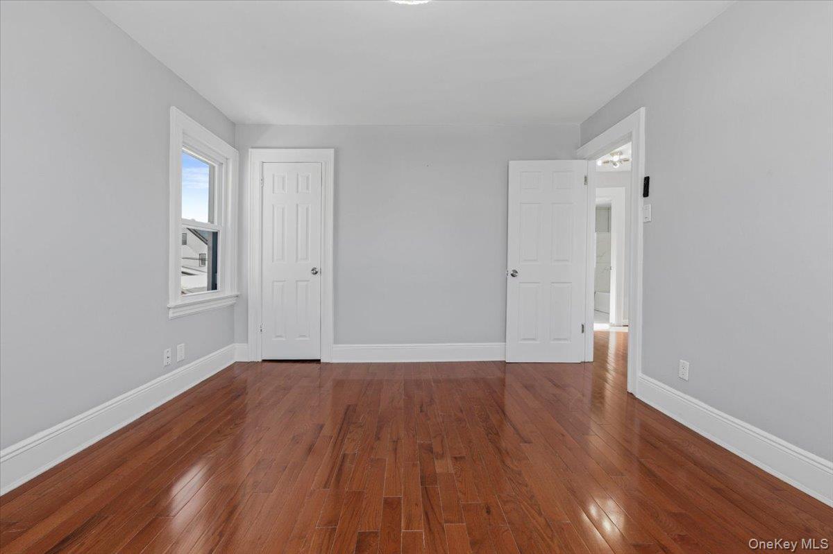 Single Family 200th  Queens, NY 11412, MLS-967537-24