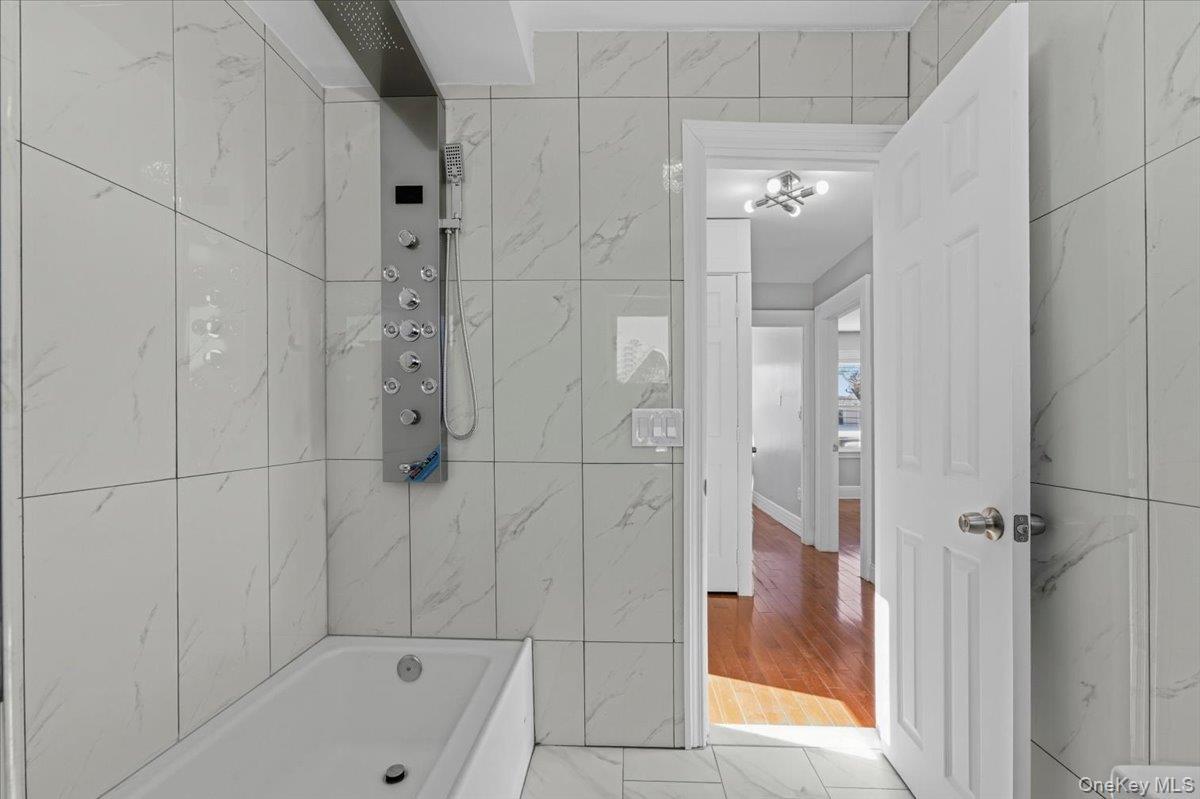 Single Family 200th  Queens, NY 11412, MLS-967537-26