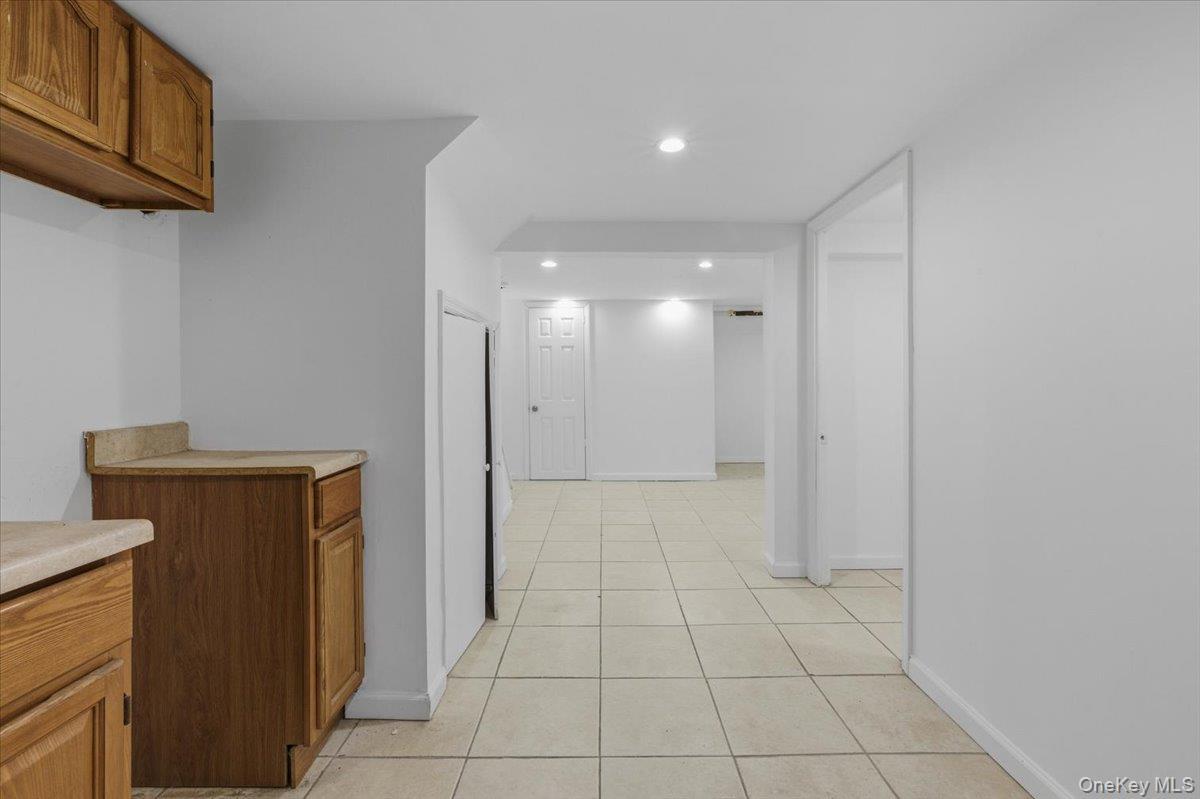 Single Family 200th  Queens, NY 11412, MLS-967537-29