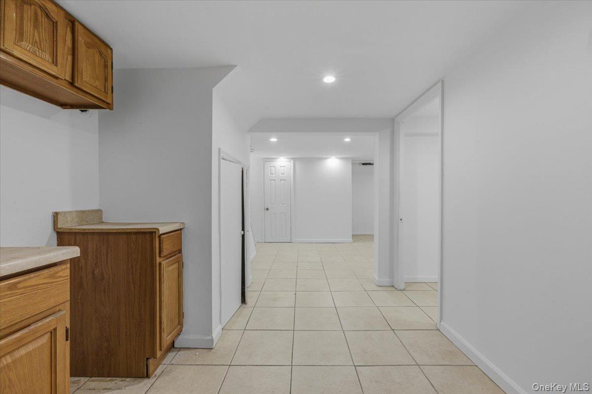 Single Family 200th  Queens, NY 11412, MLS-967537-32