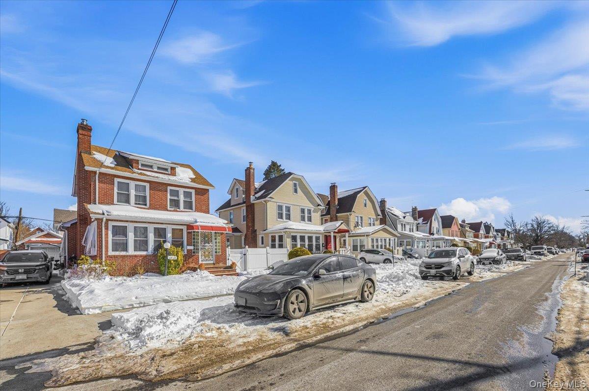 Single Family 200th  Queens, NY 11412, MLS-967537-35